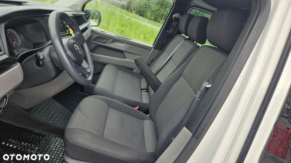 Volkswagen Transporter - 8