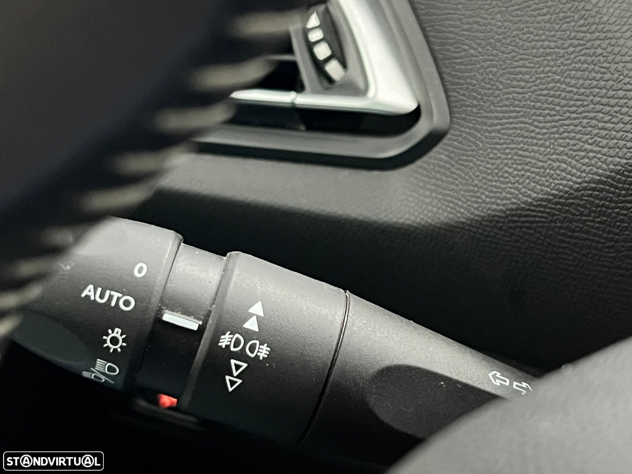 Peugeot 308 SW BlueHDi 120 EAT6 Stop & Start Active - 21