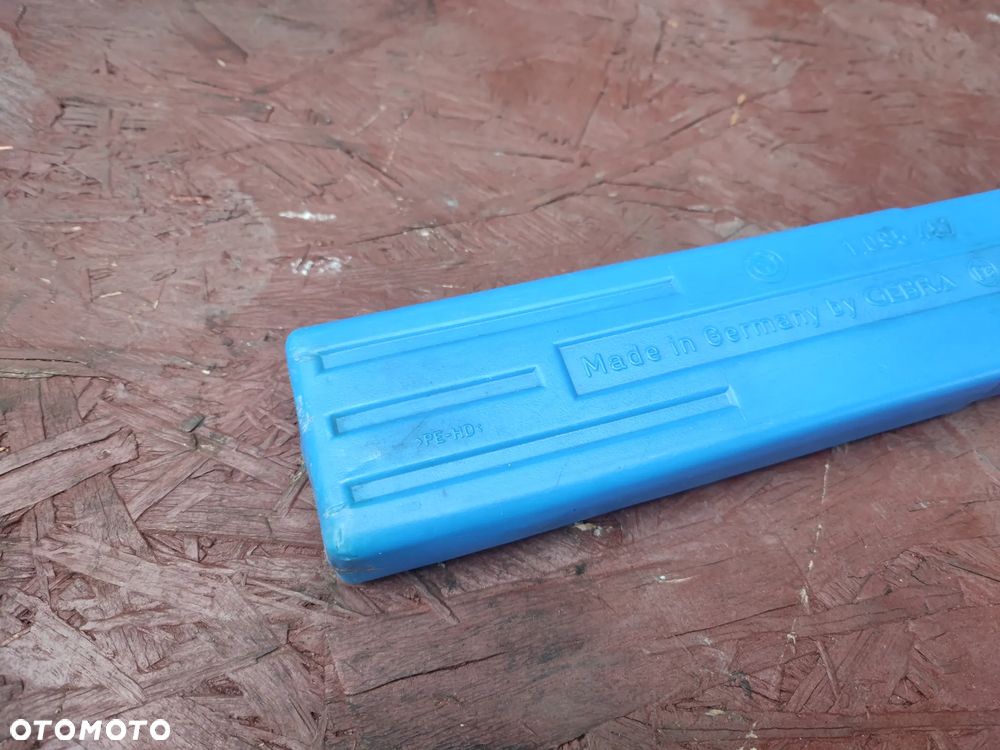 BMW E46 ORYGINALNY TRÓJKĄT OSTRZEGAWCZY + OSŁONA O NR. 1 095 457  OEM W BARDZO DOBRYM STANIE - 6