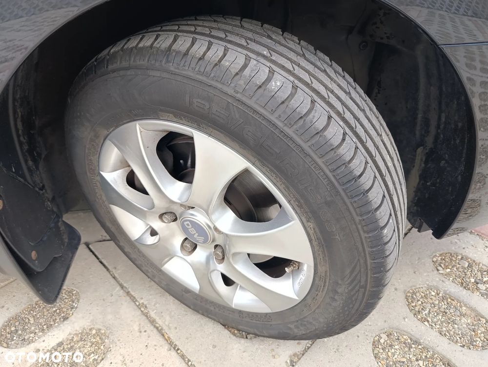 Volkswagen Touran 1.6 - 30