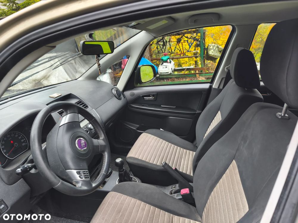 Fiat Sedici 1.6 16V 4x4 Emotion - 3