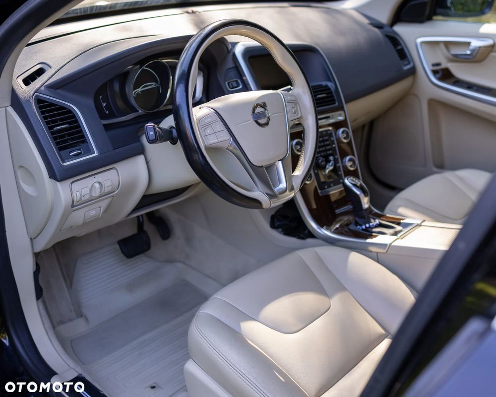 Volvo Xc 60 2014 photo 2