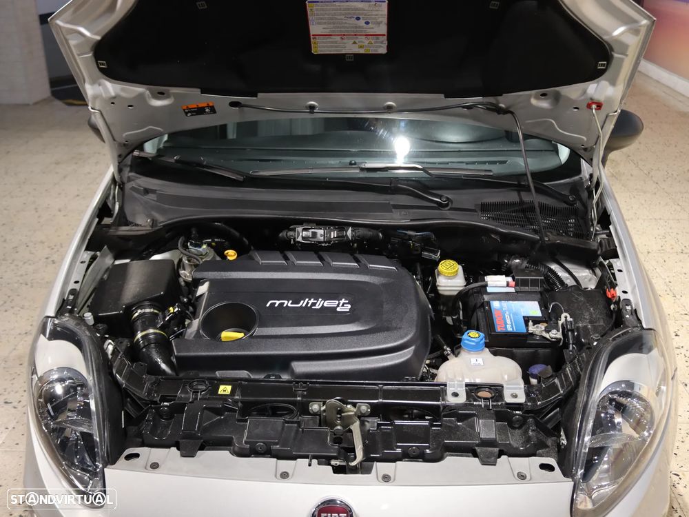 Fiat Punto 1.3 M-Jet Lounge S&S - 28