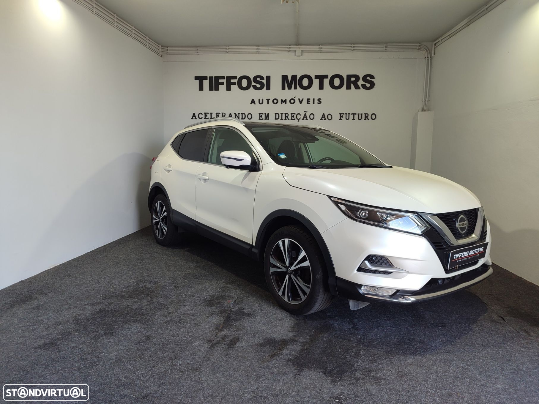 Nissan Qashqai 1.3 DIG-T Tekna Premium - 2