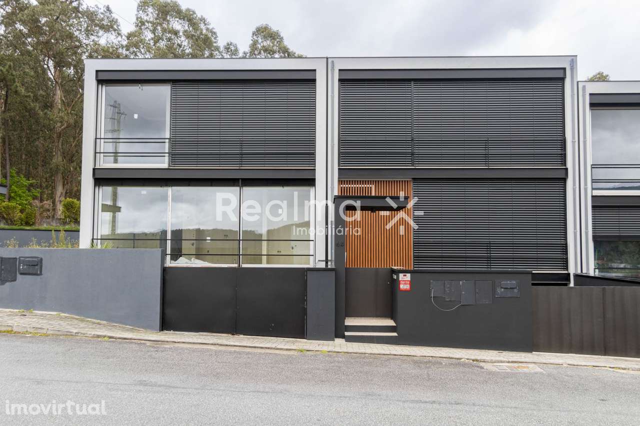 Moradia T3 - Gaveto Nova em Tebosa - Grande imagem: 2/29