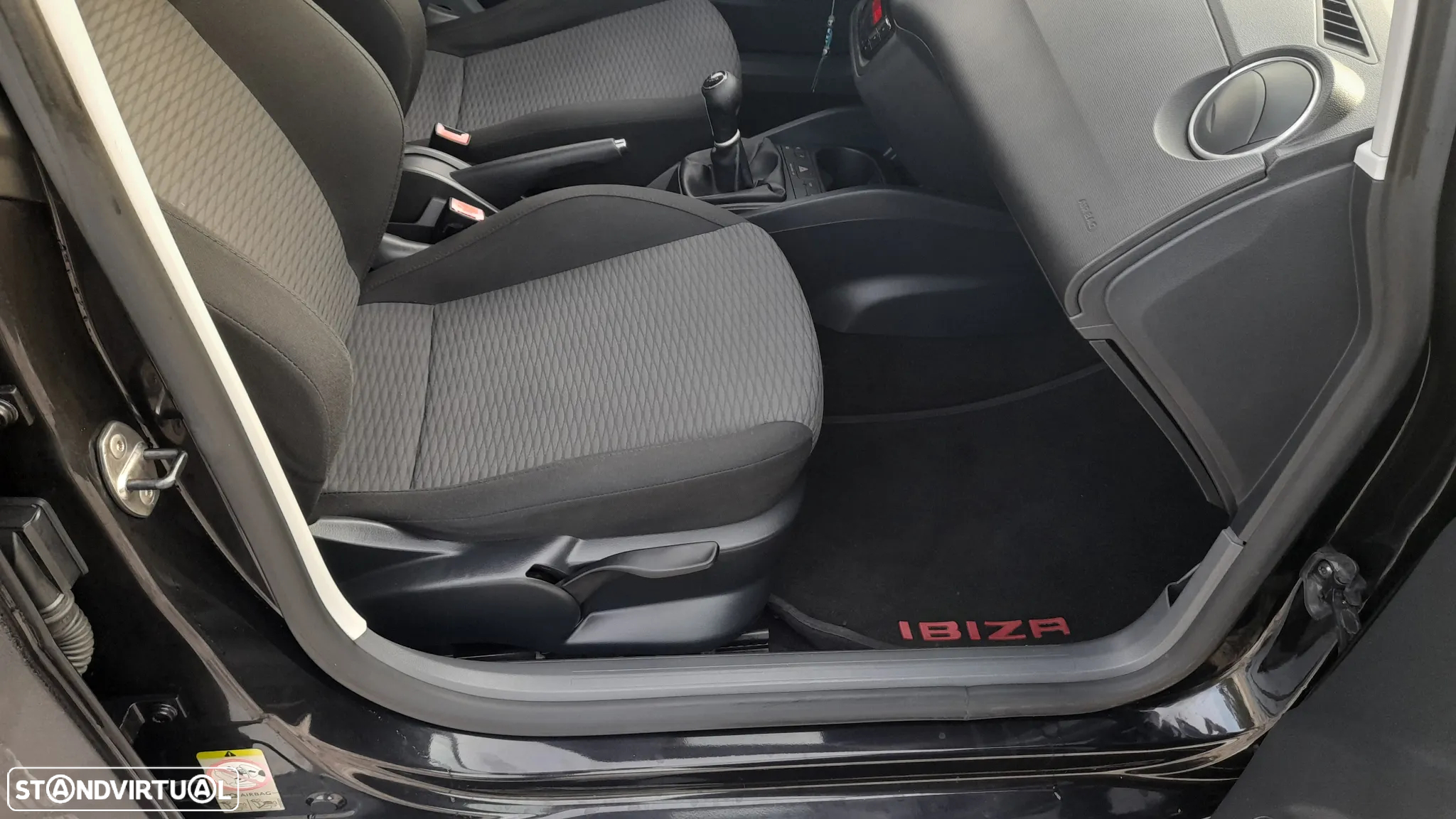 SEAT Ibiza 1.2 TSi 25 Anos - 40