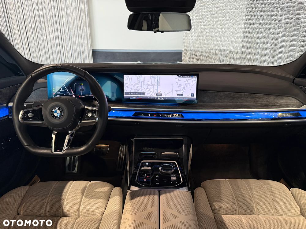 BMW Seria 7 740d xDrive mHEV sport - 11