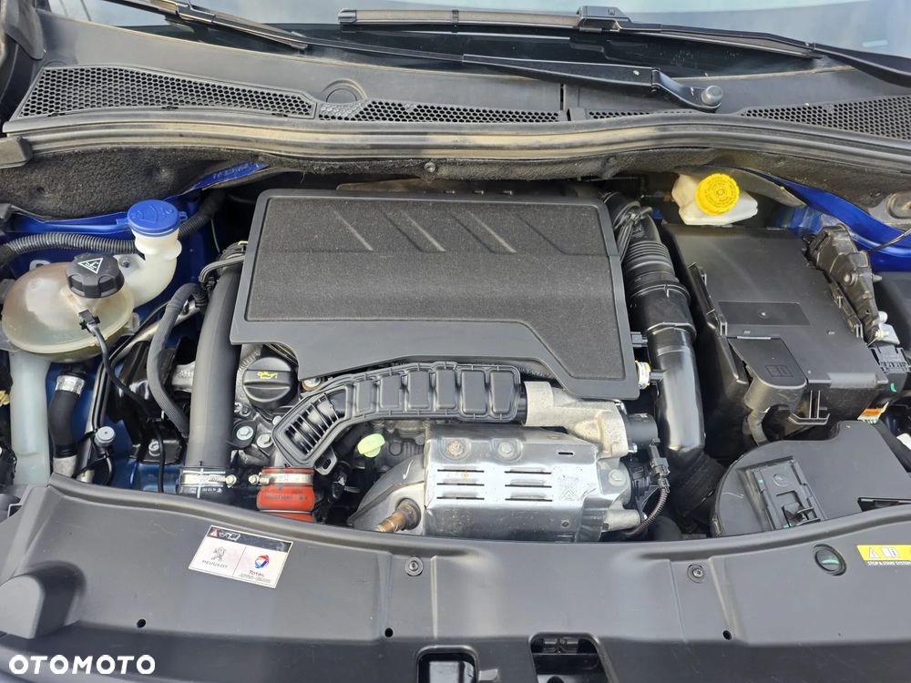 Peugeot 2008 PureTech 130 EAT8 Allure - 22