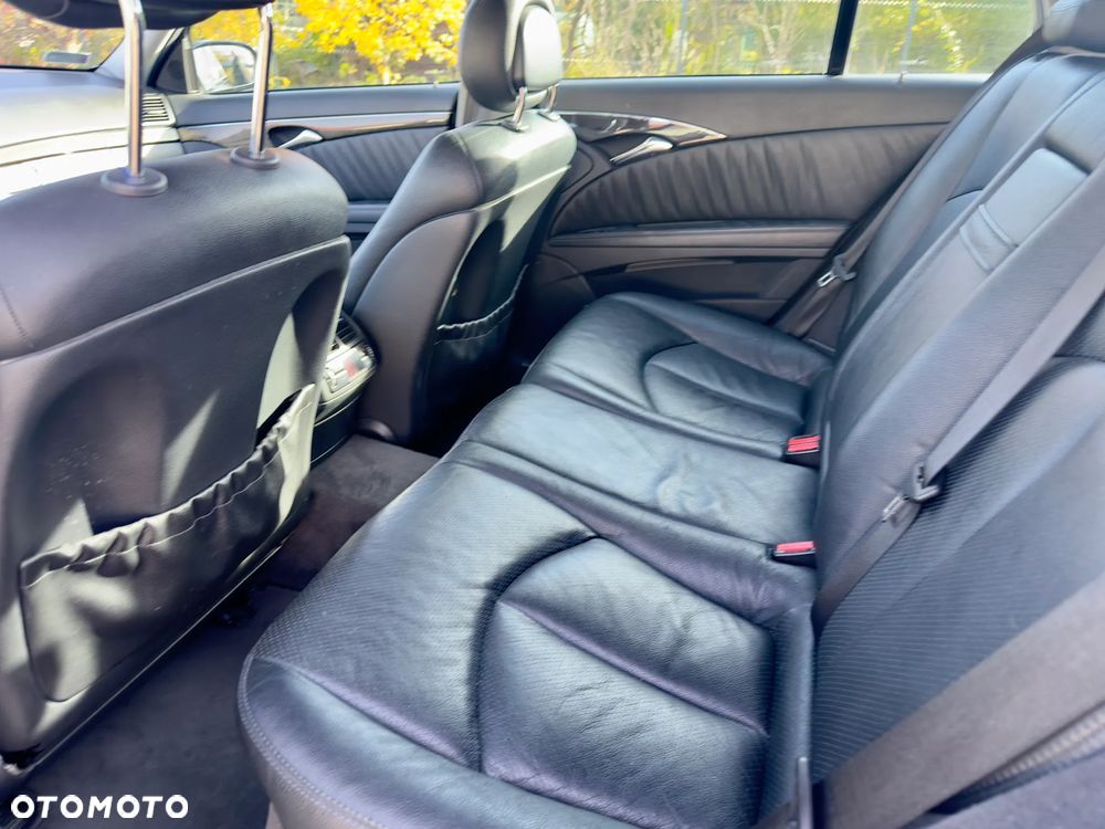 Mercedes-Benz Klasa E - 37