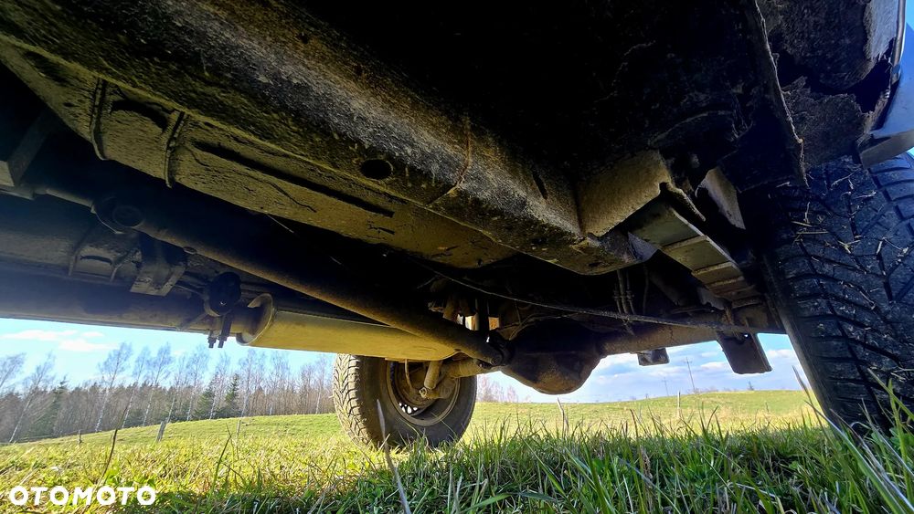 Jeep Cherokee 2.5 TD - 23