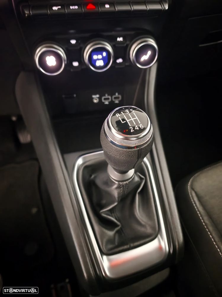 Mitsubishi ASX - 8