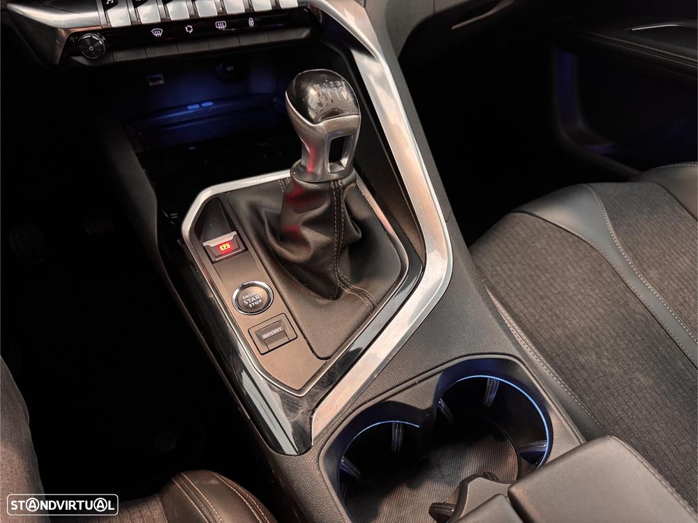 Peugeot 5008 1.5 BlueHDi GT Line - 29