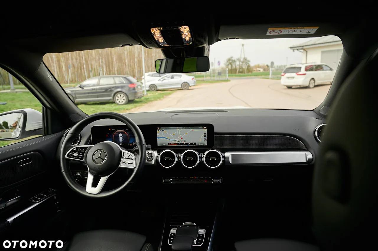 Mercedes-Benz GLB 200 d Progressive 8G-DCT - 25