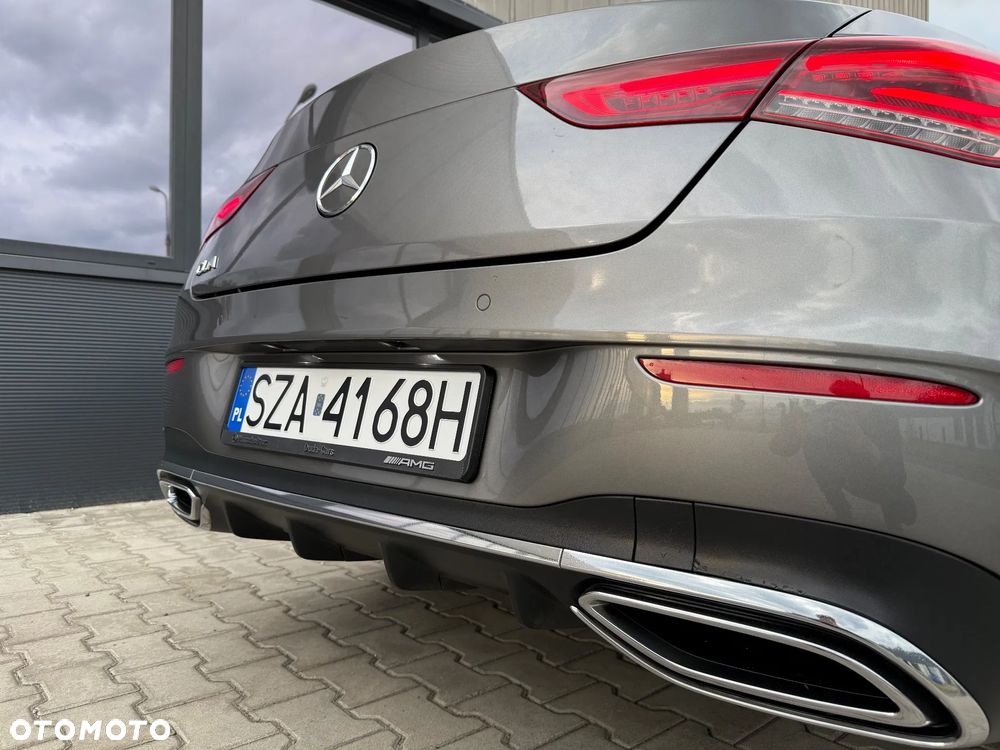 Mercedes-Benz CLA 180 7G-DCT AMG Line - 32