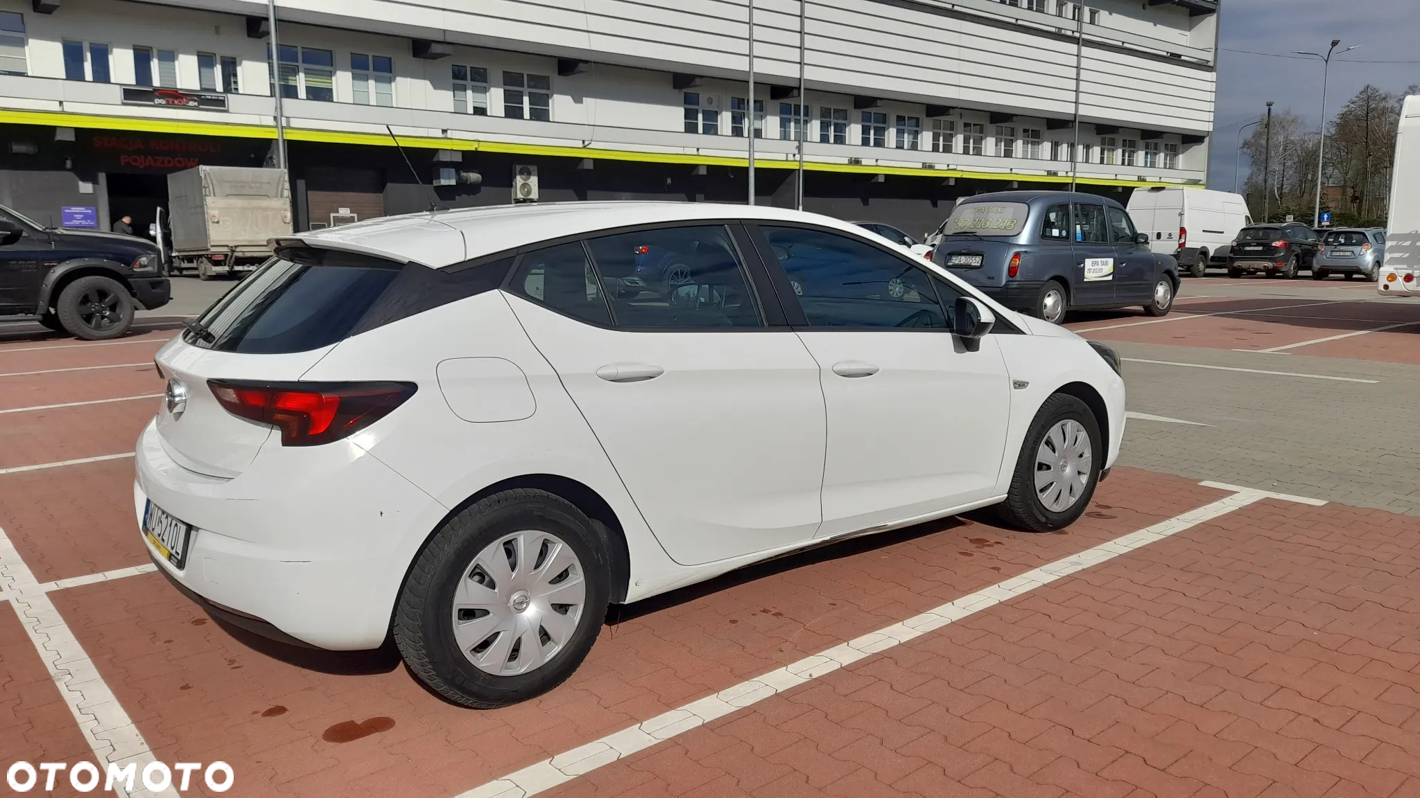 Opel Astra V 1.4 T Dynamic - 13