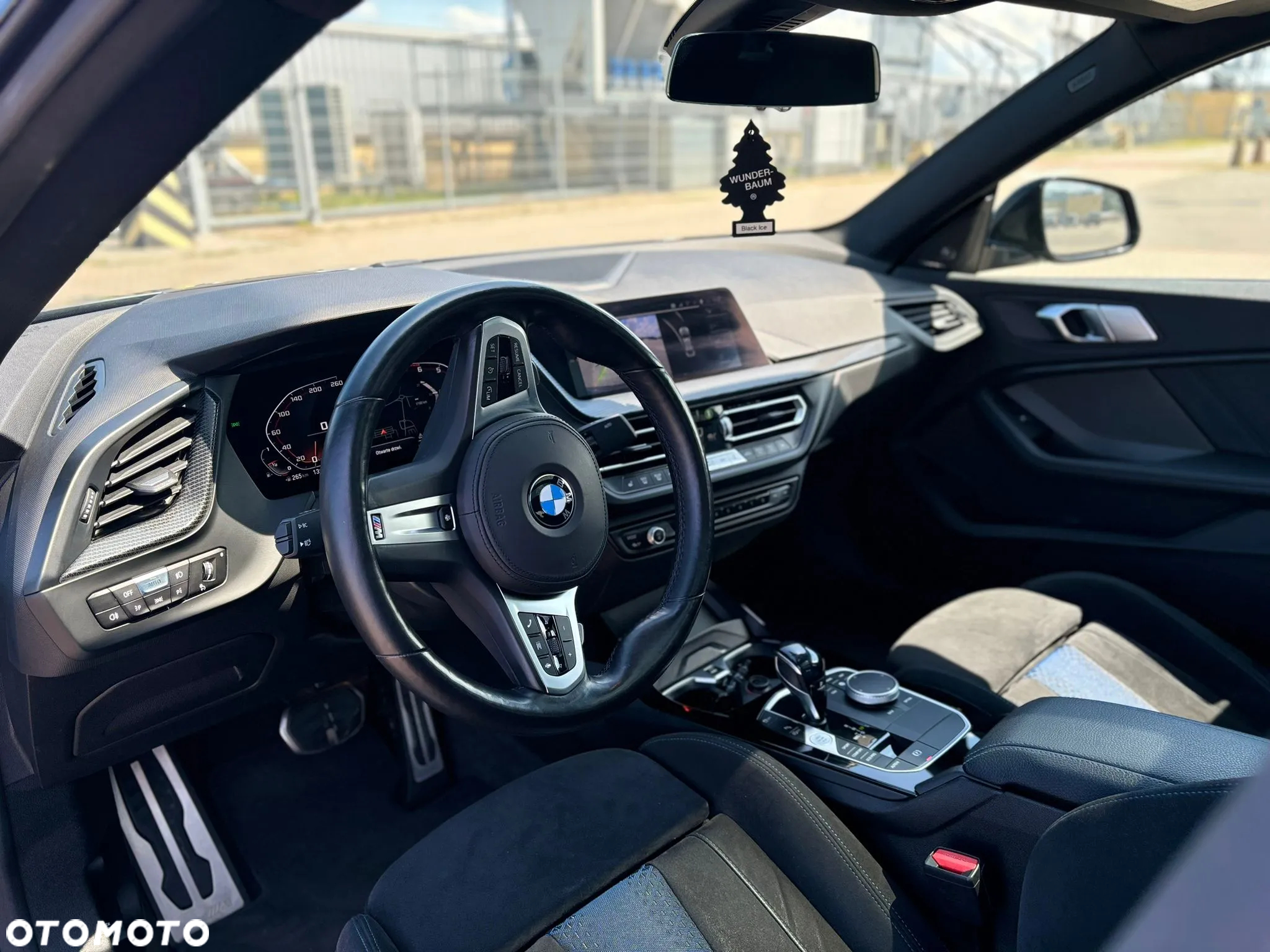 BMW Seria 2 M235i xDrive ColorVision Edition - 17