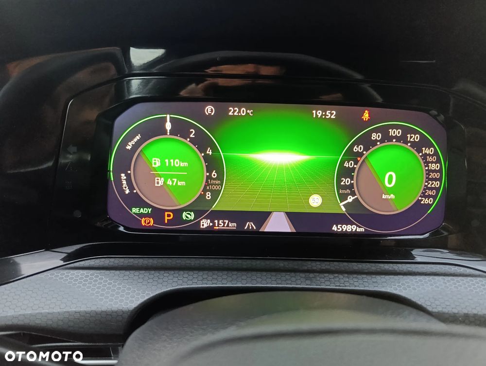 Volkswagen Golf - 25