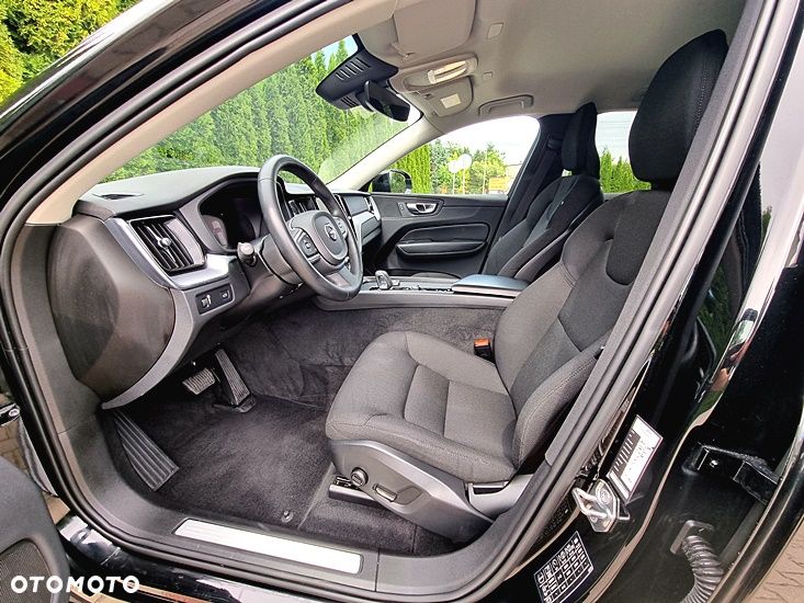 Volvo XC 60 B4 D Geartronic Momentum Pro - 13
