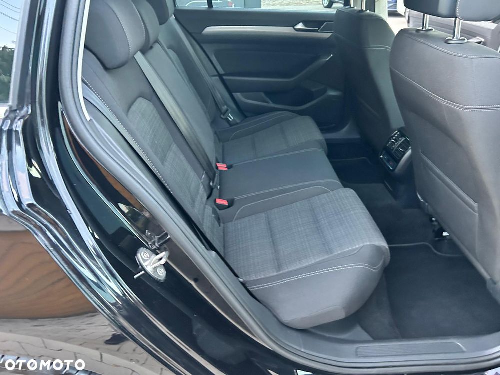 Volkswagen Passat 1.5 TSI OPF DSG Comfortline - 14