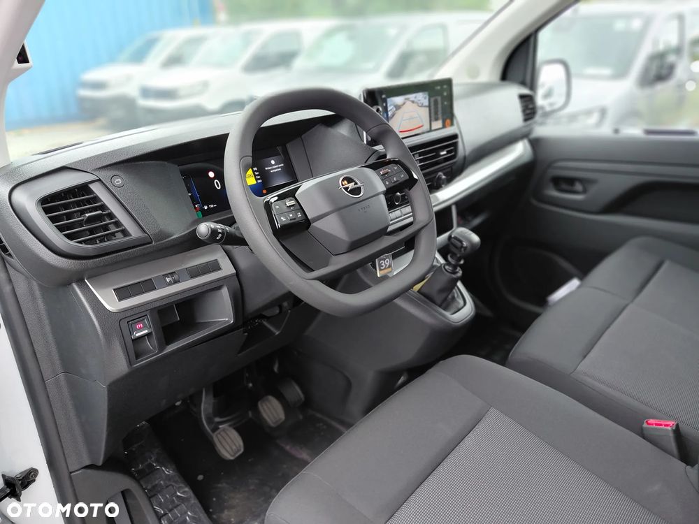 Opel Vivaro Furgon XL Diesel 2.2 150 KM Manual - 9