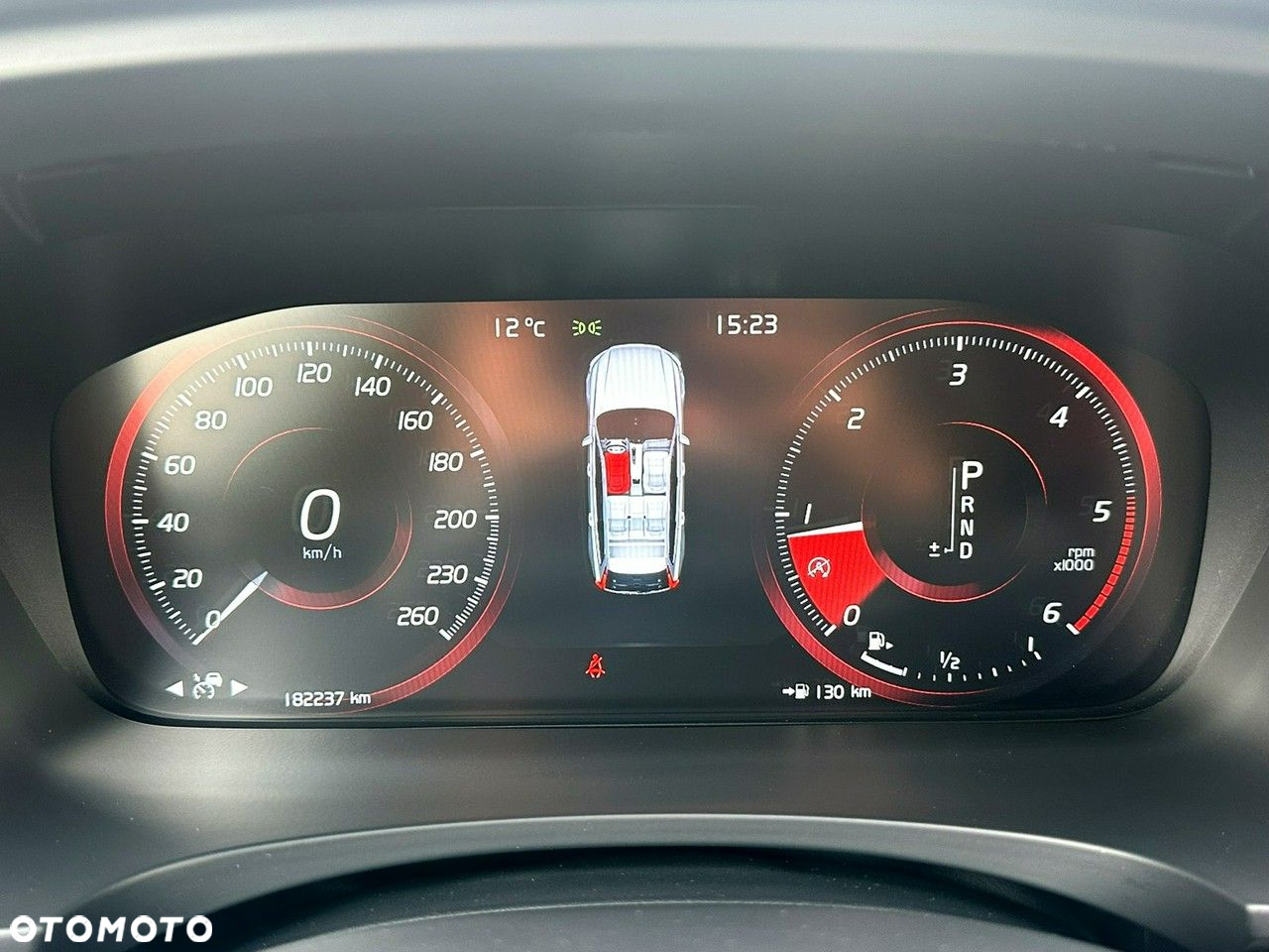 Volvo V90 Cross Country D5 SCR AWD Pro - 29