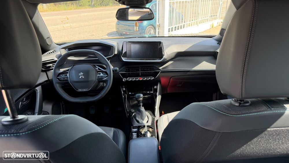 Peugeot 2008 1.2 PureTech Active Pack - 3