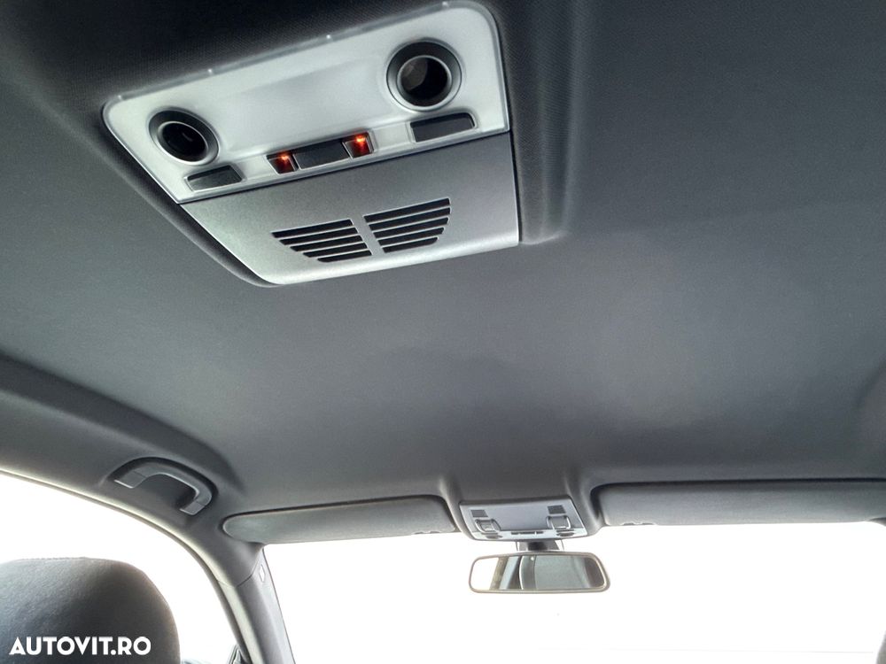 BMW Seria 3 320d DPF Aut. - 13