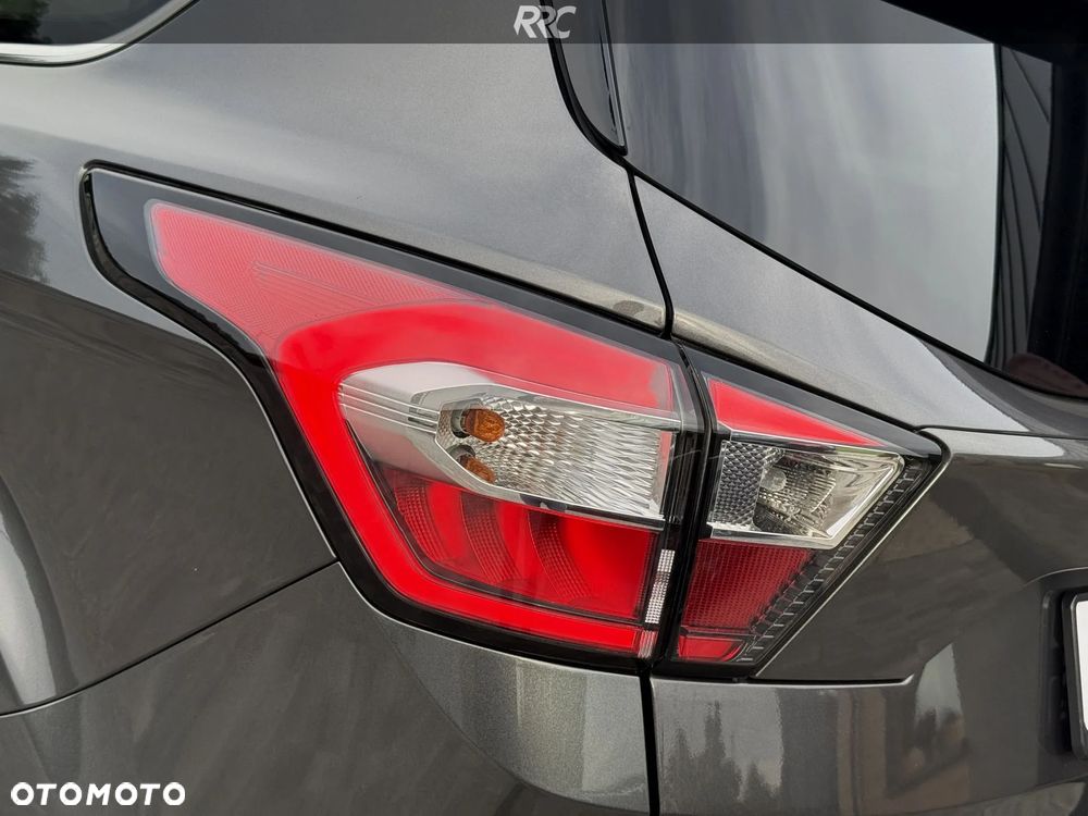 Ford Kuga 2.0 TDCi 4WD Titanium PowerShift - 19