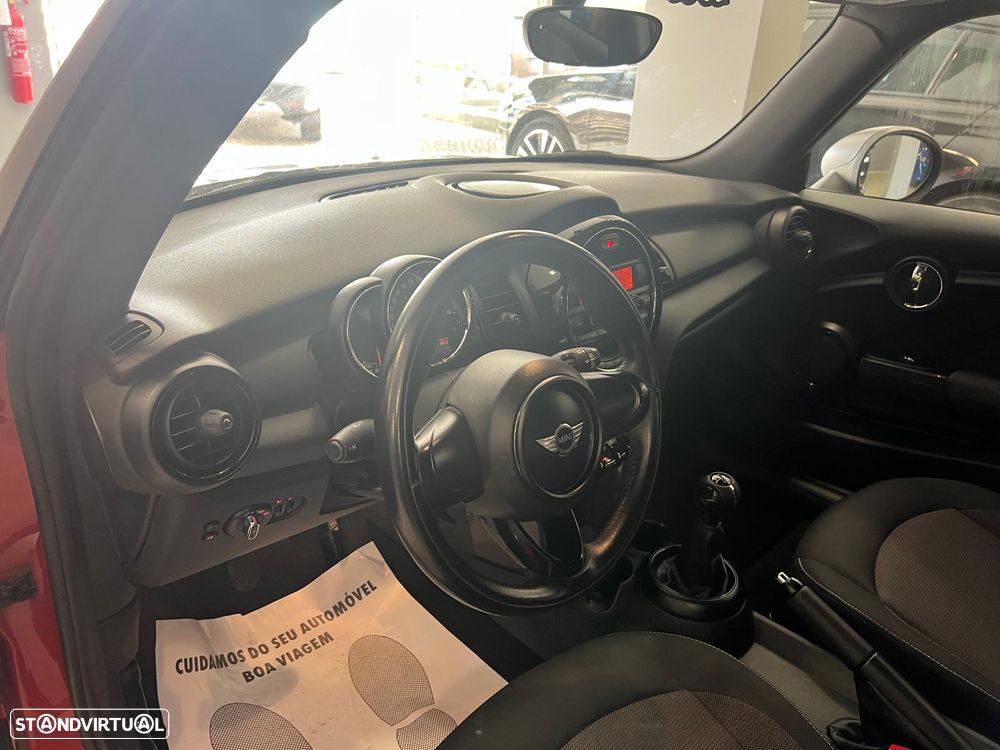 MINI 3 Portas One - 11