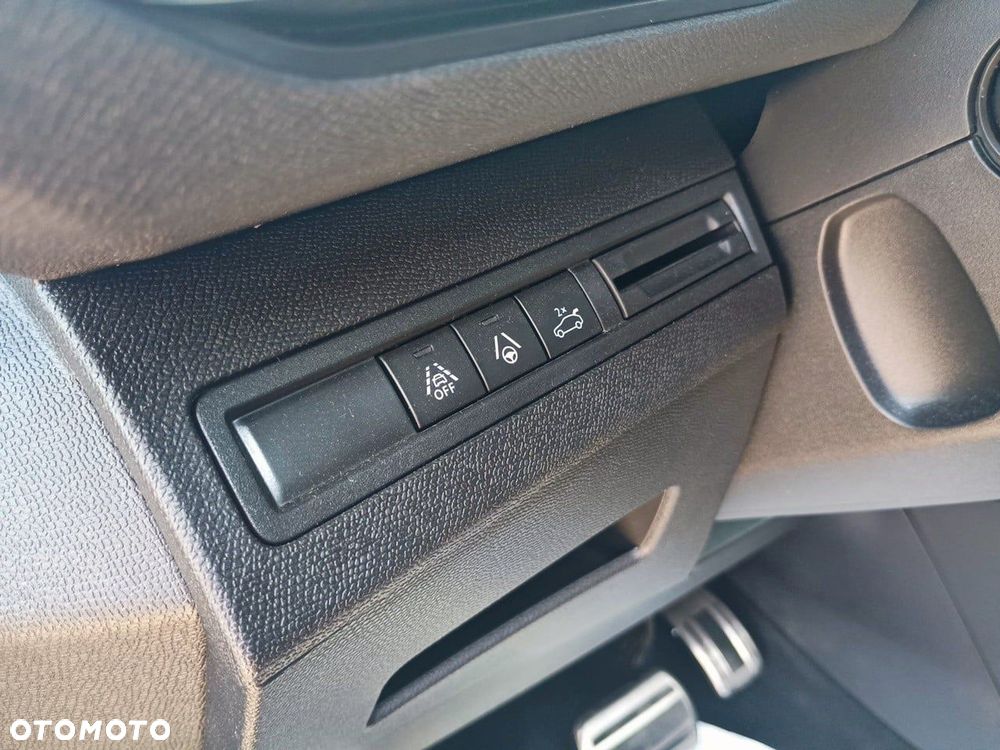 Peugeot 5008 - 22