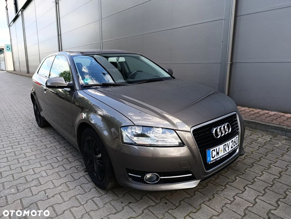 Audi A3 3-drzwiowe 1.4 TFSI Ambiente - 1