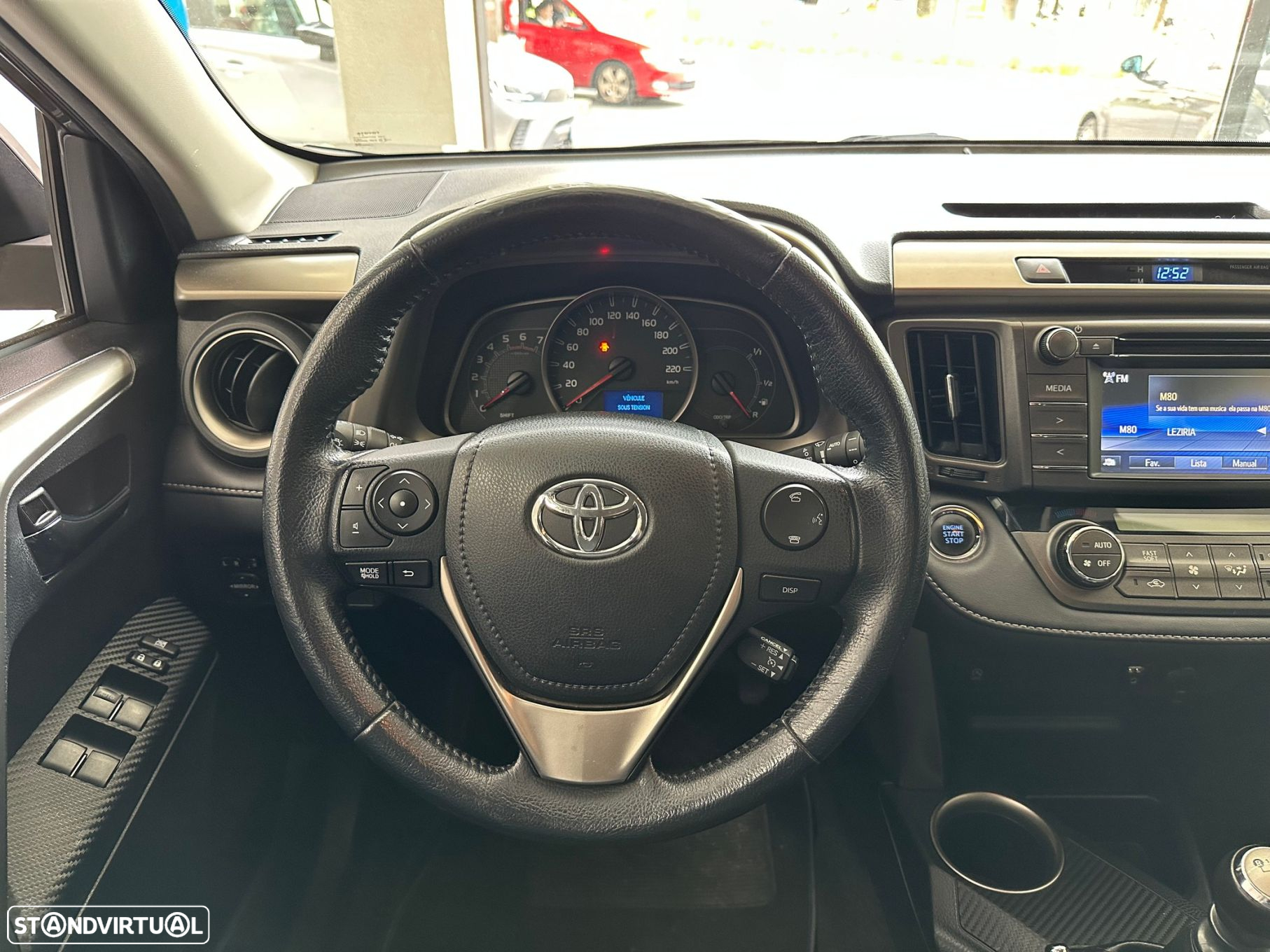 Toyota RAV4 - 10