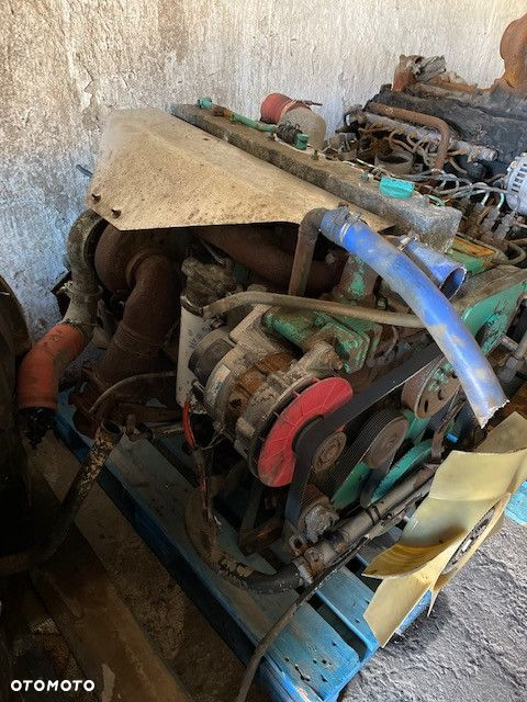 Silnik Cummins 8.3L case 1660 - 1680 - 2