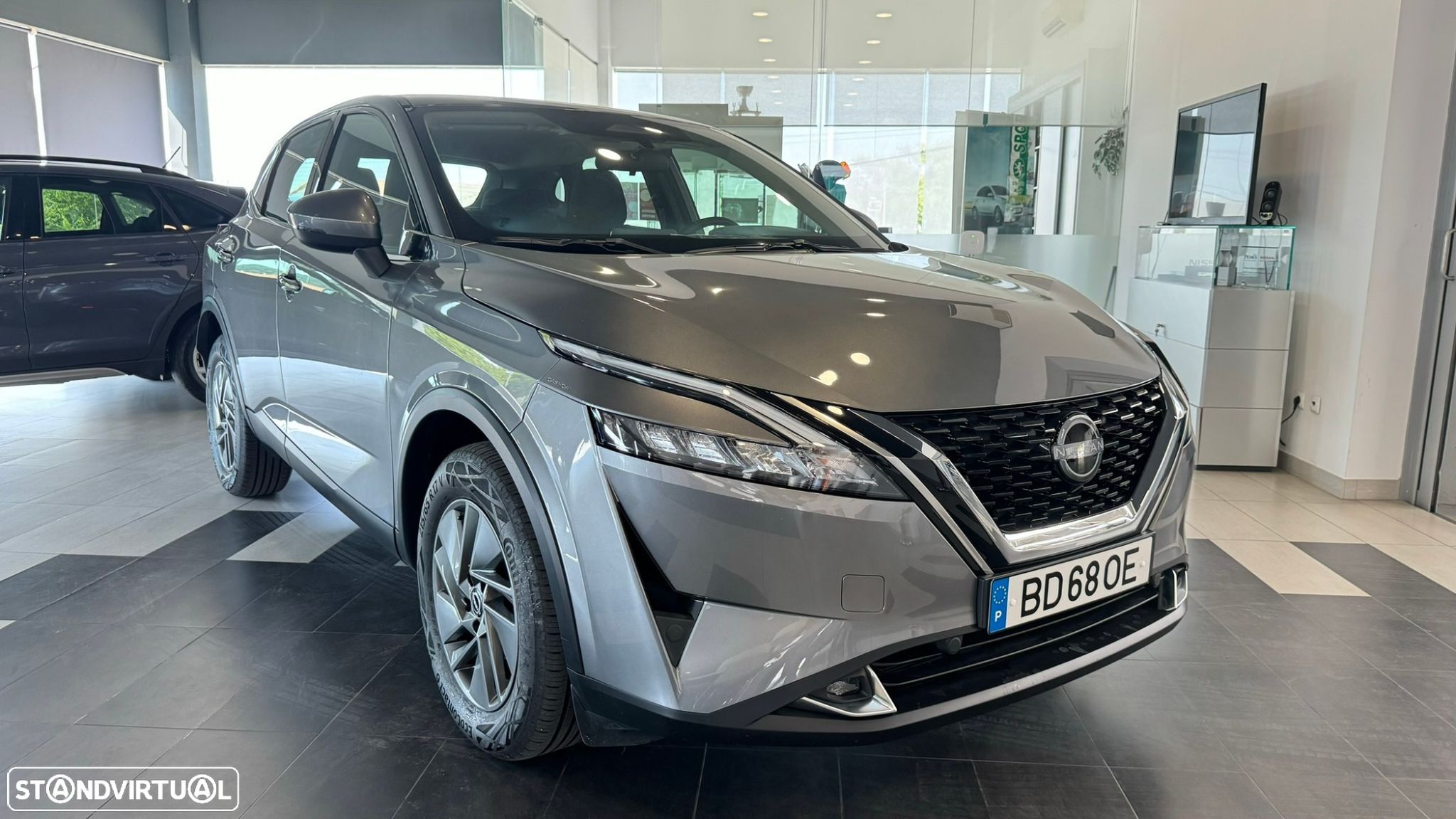 Nissan Qashqai - 1
