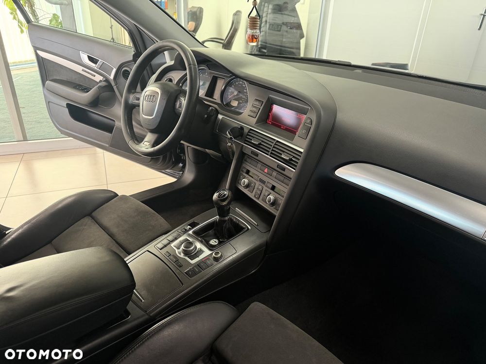 Audi A6 Avant - 30