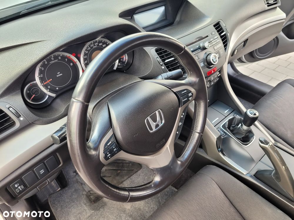 Honda Accord 2.0 Comfort - 16