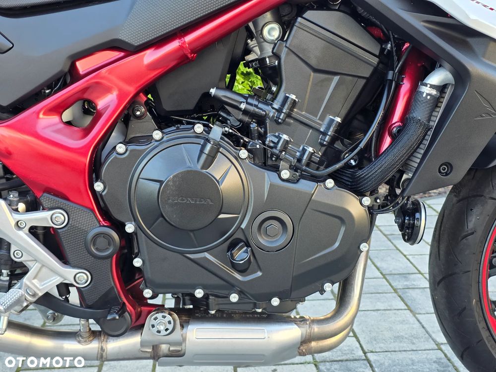 Honda Hornet - 7
