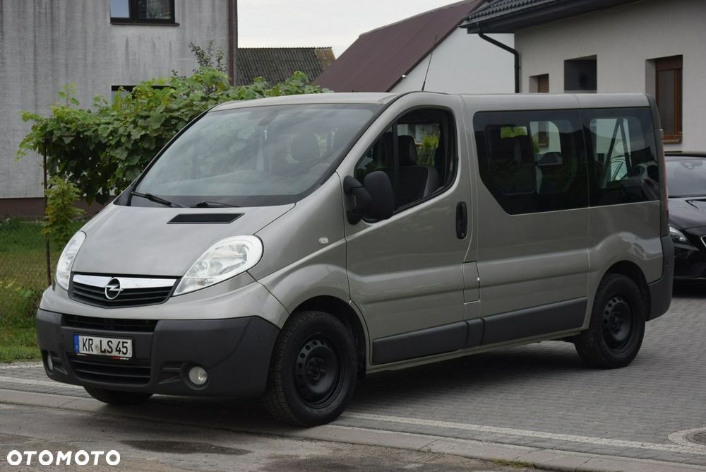 Opel Vivaro - 4