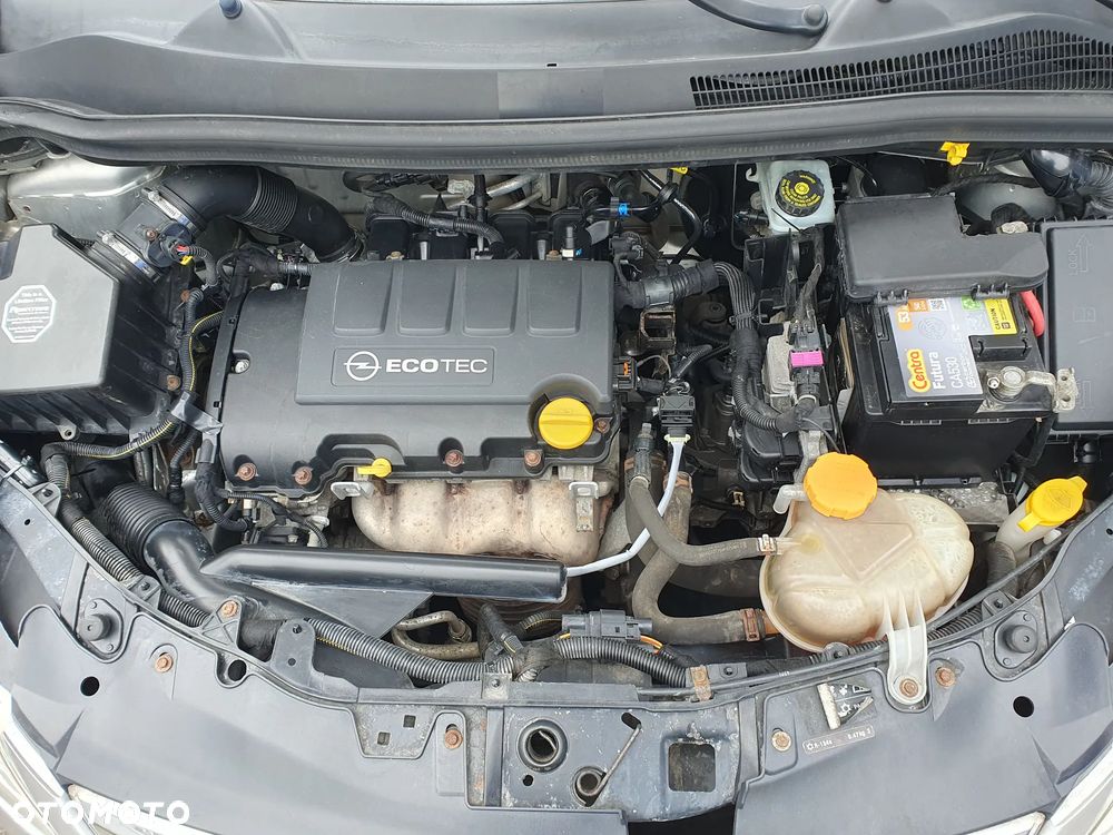 Opel Corsa 1.2 16V Enjoy - 24