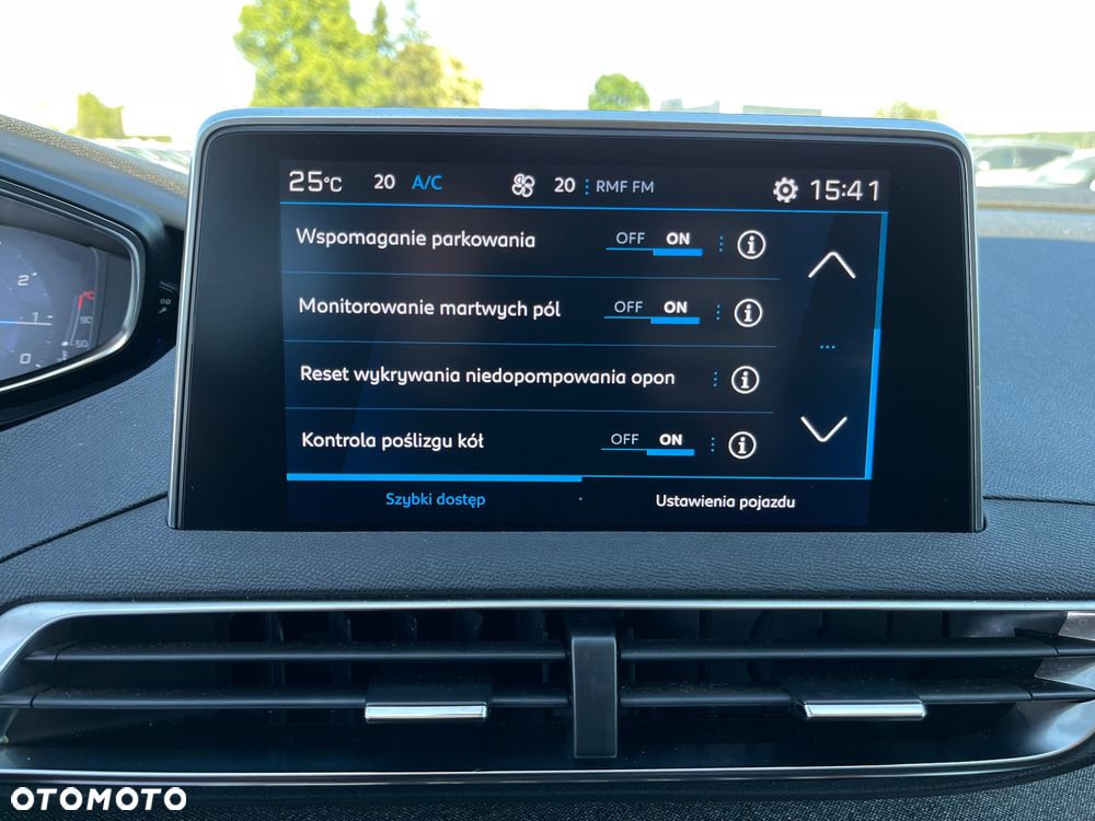 Peugeot 3008 1.2 PureTech Allure S&S - 20