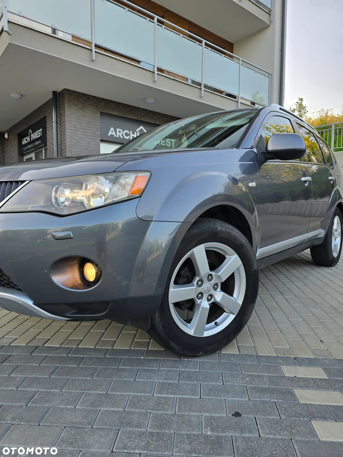 Mitsubishi Outlander - 5