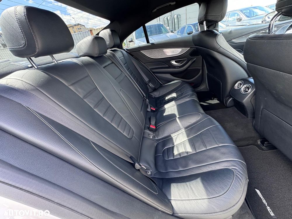 Mercedes-Benz CLS 400 d 4MATIC 9G-TRONIC AMG Line - 18