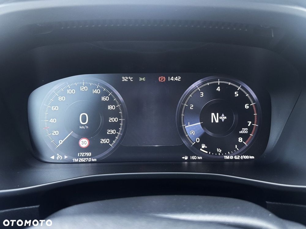 Volvo XC 40 - 11