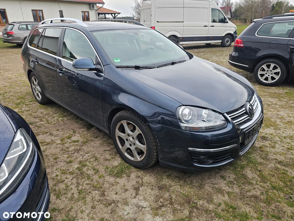 Volkswagen Golf - 2