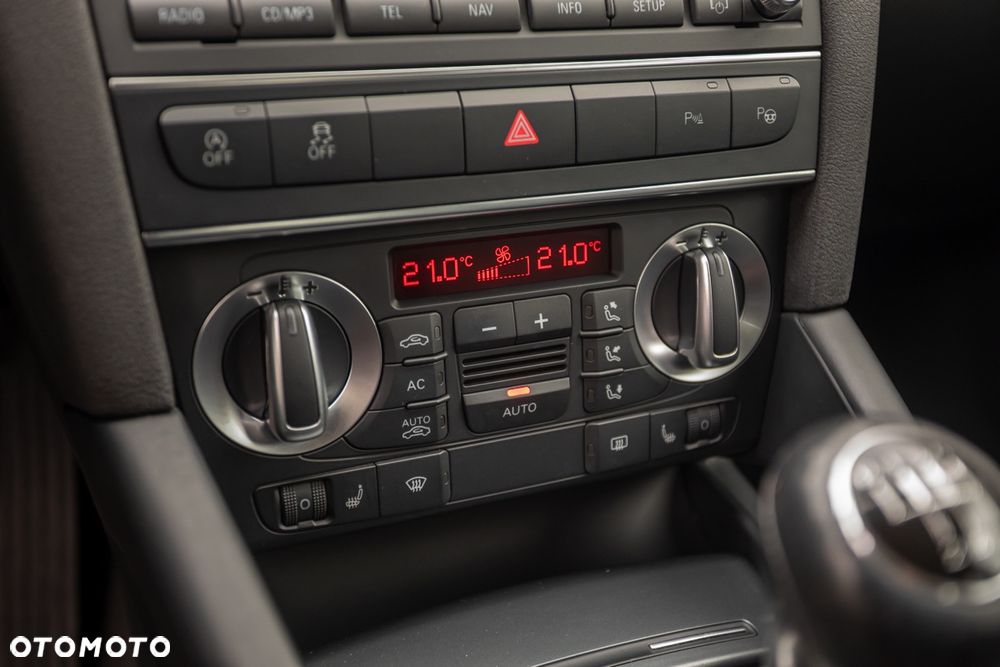 Audi A3 Sportback 2.0 TDI Ambiente - 28