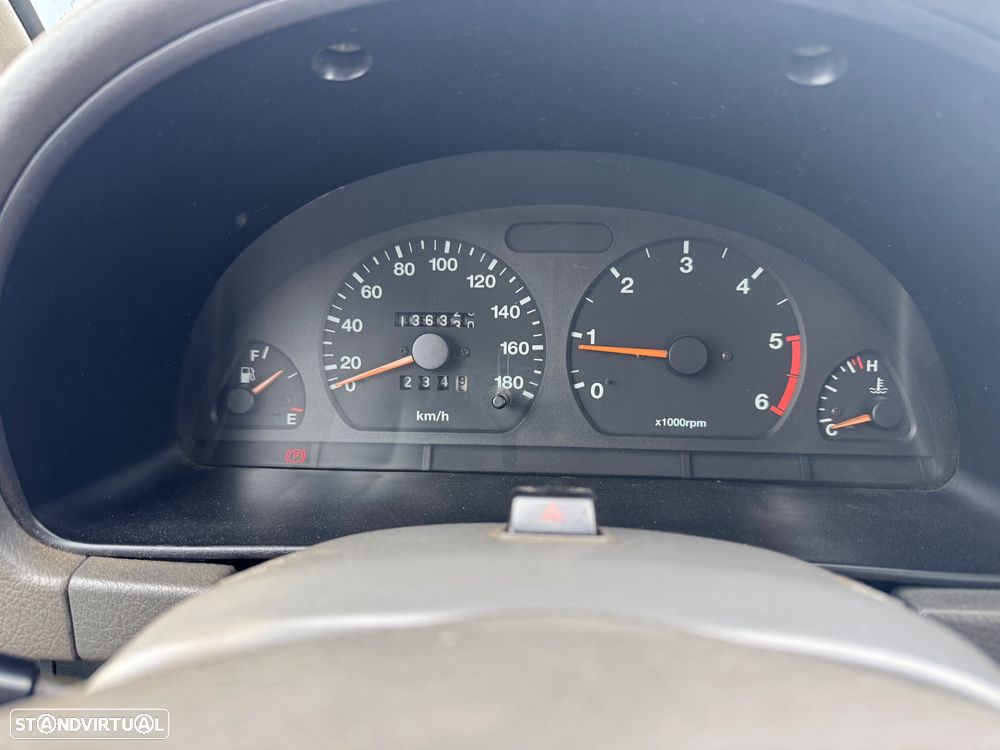 Suzuki Vitara 1.9 TD JLX - 13