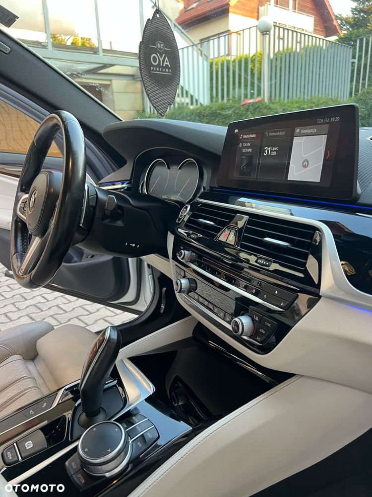 BMW Seria 5 520d xDrive M Sport sport - 13