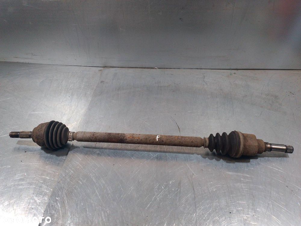 PÓŁOŚ PRAWA PRZÓD CITROEN C2 1.1 - 1