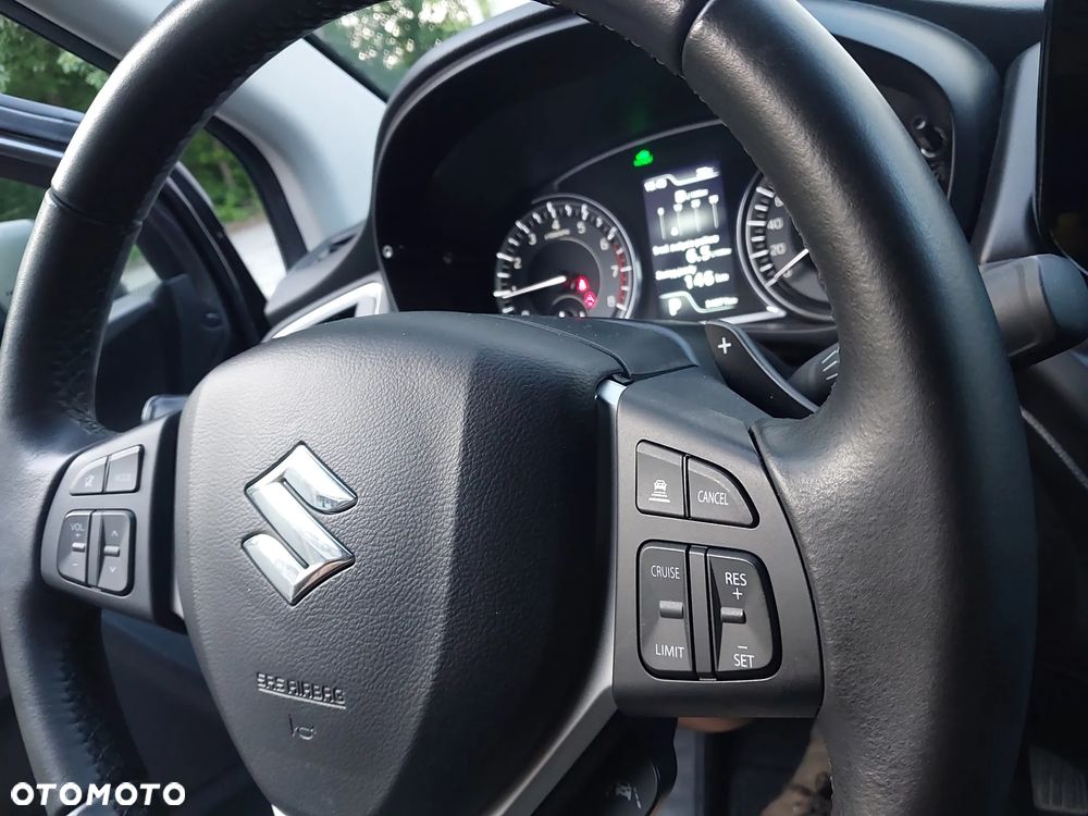 Suzuki SX4 S-Cross - 32