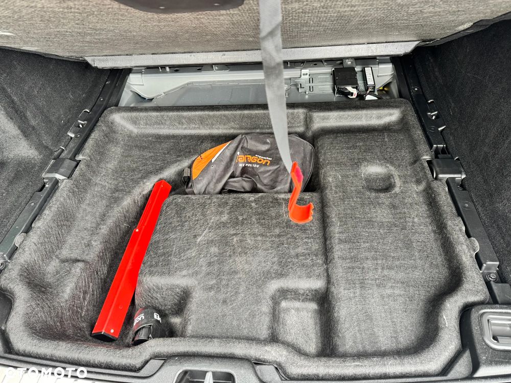 Volvo V60 B3 B DKG Essential - 18